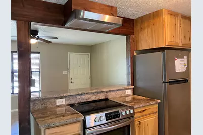 713 N Rhomberg, Burnet, TX 78611 - Photo 5