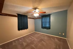 713 N Rhomberg, Burnet, TX 78611 - Photo 15