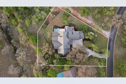 705 Trails Parkway, Horseshoe Bay, TX 78657 - Photo 35