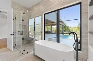 705 Trails Pkwy, Horseshoe Bay, TX 78657 - Photo 25