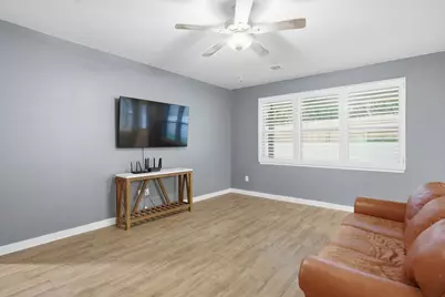 511 Taylor Drive, Marble Falls, TX 78657 - Photo 7