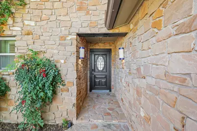 203 Longhorn, Horseshoe Bay, TX 78657 - Photo 5