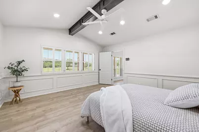 203 Longhorn, Horseshoe Bay, TX 78657 - Photo 13