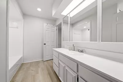 203 Longhorn, Horseshoe Bay, TX 78657 - Photo 23