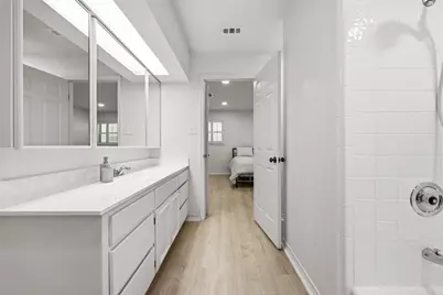 203 Longhorn, Horseshoe Bay, TX 78657 - Photo 21