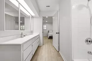 203 Longhorn, Horseshoe Bay, TX 78657 - Photo 21