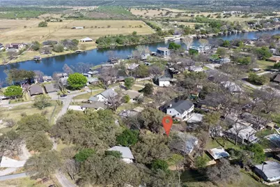 611 Thurman Cir, Kingsland, TX 78639 - Photo 29