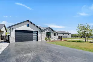 1611 Johnson St St, Marble Falls, TX 78654 - Photo 1