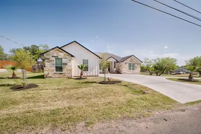 235 E Bluebriar Drive, Granite Shoals, TX 78654 - Photo 27