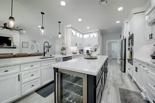 235 E Bluebriar Dr, Granite Shoals, TX 78654 - Photo 5