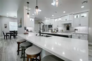 235 E Bluebriar Dr, Granite Shoals, TX 78654 - Photo 9