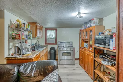 305 S N Avenue, Marble Falls, TX 78654 - Photo 7