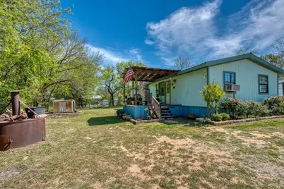 305 S N Avenue, Marble Falls, TX 78654 - Photo 23