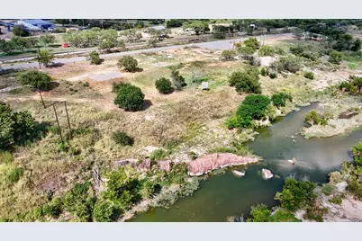 2 Walden Way, Llano, TX 78643 - Photo 15