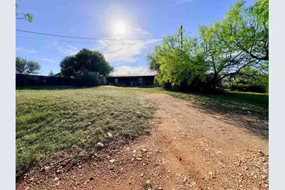 607 Lauderdale, Llano, TX 78643 - Photo 7