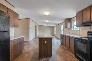 104 E Castleshoals Dr, Granite Shoals, TX 78654 - Photo 9