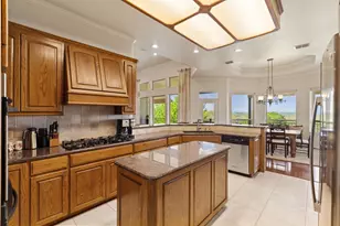 310 The Hills Rd, Horseshoe Bay, TX 78657 - Photo 5