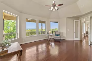 310 The Hills Rd, Horseshoe Bay, TX 78657 - Photo 9