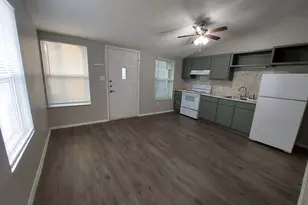 501 S Ave N, Marble Falls, TX 78654 - Photo 3