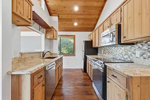 406 Coventry Rd, Spicewood, TX 78669 - Photo 7