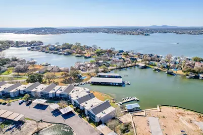 806 Highcrest Unit 13, Granite Shoals, TX 78654 - Photo 5