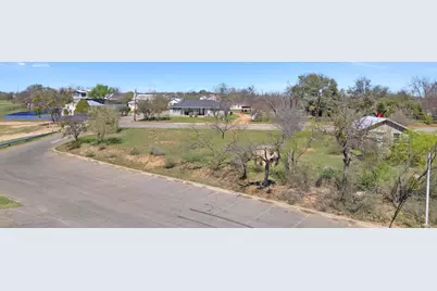 408 W Tarrant St, Llano, TX 78643 - Photo 3