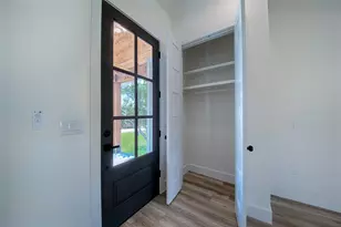 106 W Briar Dr, Granite Shoals, TX 78654 - Photo 9