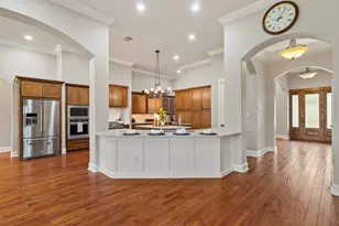 2703 Parkview Dr, Marble Falls, TX 78654 - Photo 7