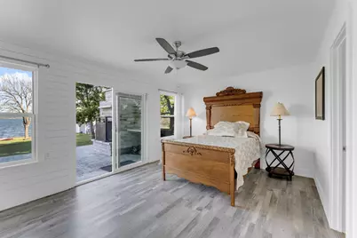 515 E Island Drive, Bluffton, TX 78607 - Photo 13