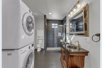 515 E Island Drive, Bluffton, TX 78607 - Photo 23