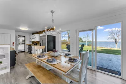 515 E Island Drive, Bluffton, TX 78607 - Photo 9