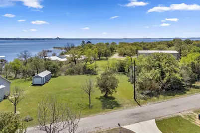515 E Island Drive, Bluffton, TX 78607 - Photo 37