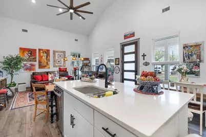 639 E Highway 71, Llano, TX 78643 - Photo 5