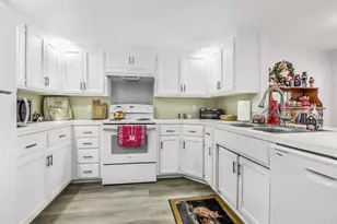 307 Out Yonder, Horseshoe Bay, TX 78657 - Photo 5