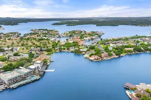 113 Wennmohs Pl, Horseshoe Bay, TX 78657 - Photo 5