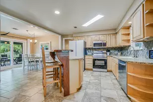 874 Pine Ln, Cottonwood Shores, TX 78657 - Photo 9