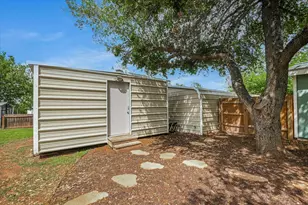 874 Pine Ln, Cottonwood Shores, TX 78657 - Photo 27