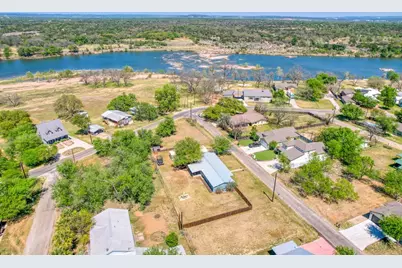 874 Pine Lane, Cottonwood Shores, TX 78657 - Photo 17