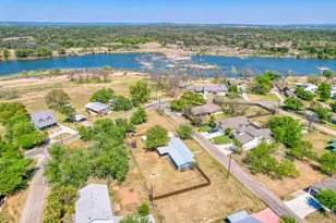 874 Pine Ln, Cottonwood Shores, TX 78657 - Photo 17