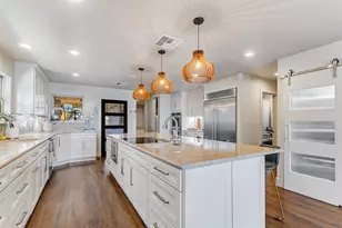 104 Raindrop Ln, Kingsland, TX 78639 - Photo 9