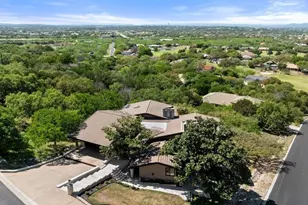 1200 Thataway, Horseshoe Bay, TX 78657 - Photo 5