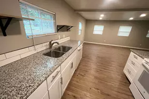 723 Pecan Ln, Cottonwood Shores, TX 78657 - Photo 3