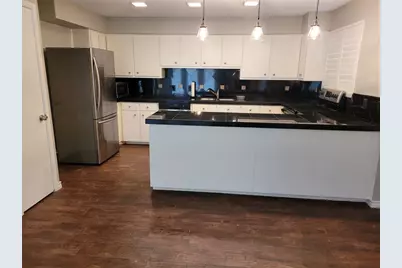 200 Full Moon, Horseshoe Bay, TX 78657 - Photo 3