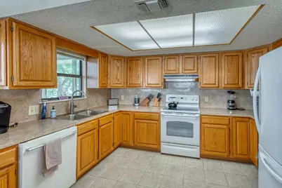146 Winding Way, Sunrise Beach, TX 78643 - Photo 23