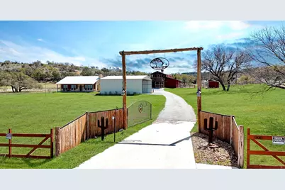 800 Quarter Horse Cir, Kingsland, TX 78639 - Photo 1
