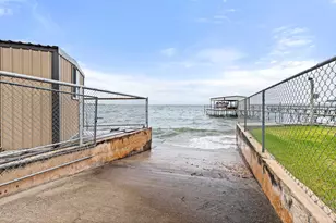 348 Carlson Cir, Buchanan Dam, TX 78609 - Photo 37