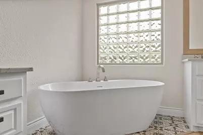 106 San Saba Court, Horseshoe Bay, TX 78657 - Photo 29