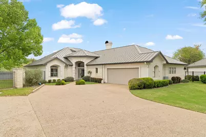 106 San Saba Court, Horseshoe Bay, TX 78657 - Photo 1