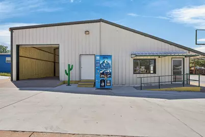 1500 Ford Street, Llano, TX 78643 - Photo 11