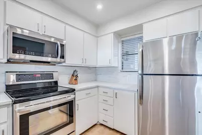 101 Island Drive, Horseshoe Bay, TX 78657 - Photo 3